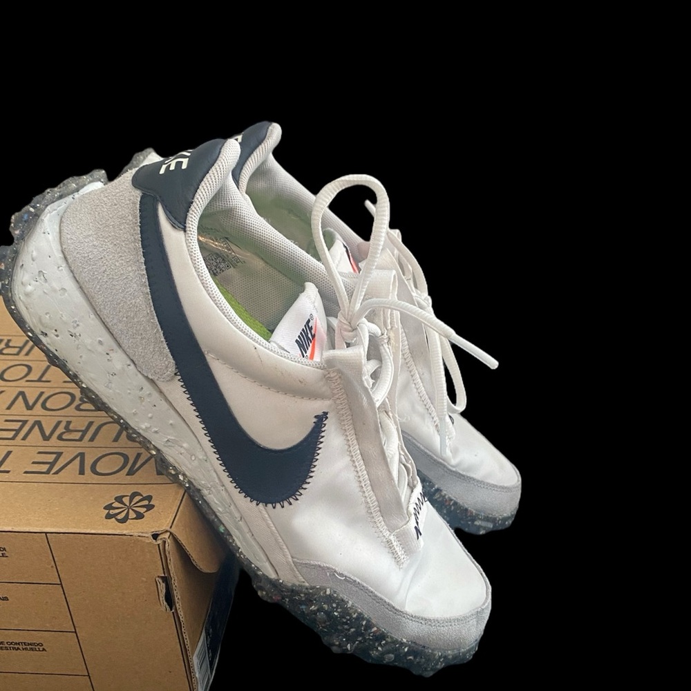 Nike-Waffle Racer Crater-Women’s Size: 9.5-CT1983-104-Summit White/Photon Black!